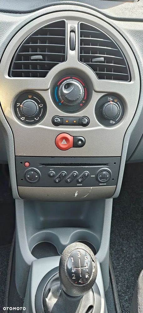 Renault Modus 1.2 16V Avantage - 27
