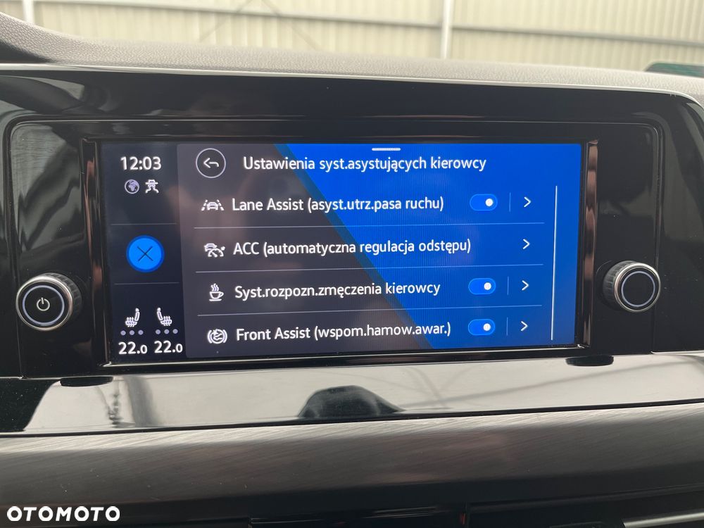 Volkswagen Golf 1.5 TSI EVO Style - 30