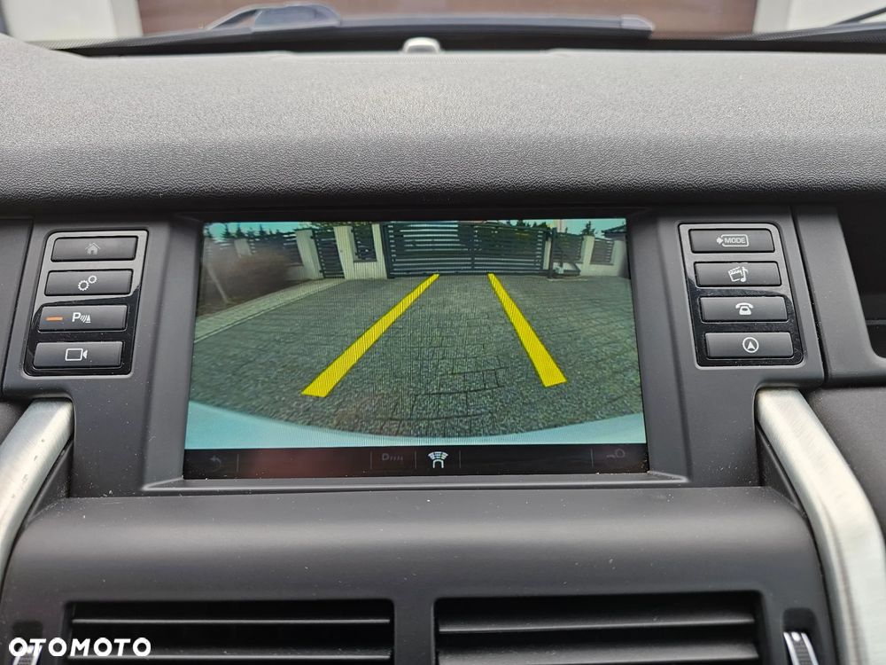 Land Rover Discovery Sport - 10