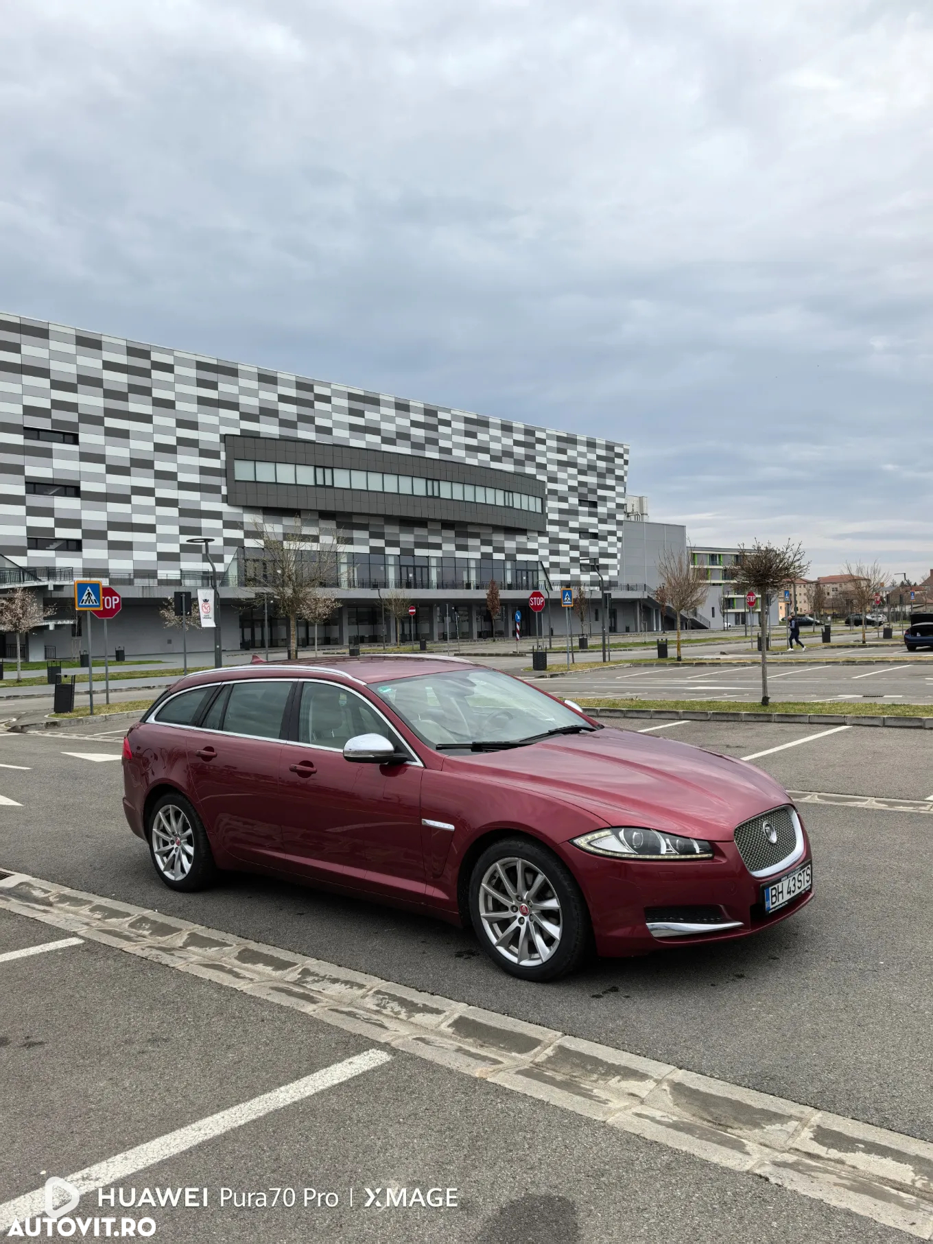 Jaguar XF 2.2 Diesel Sportbrake - 5