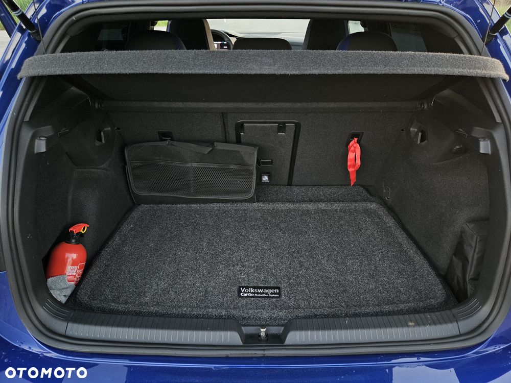 Volkswagen Golf - 23