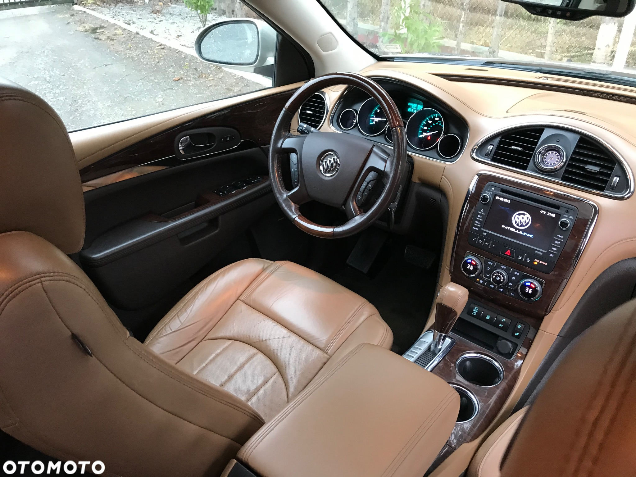 Buick Enclave - 7