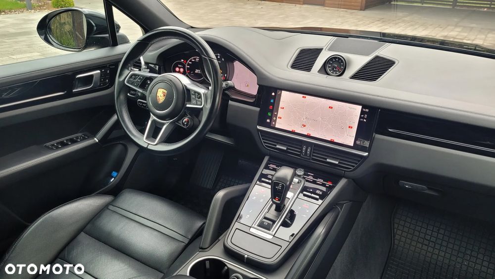 Porsche Cayenne Standard - 12