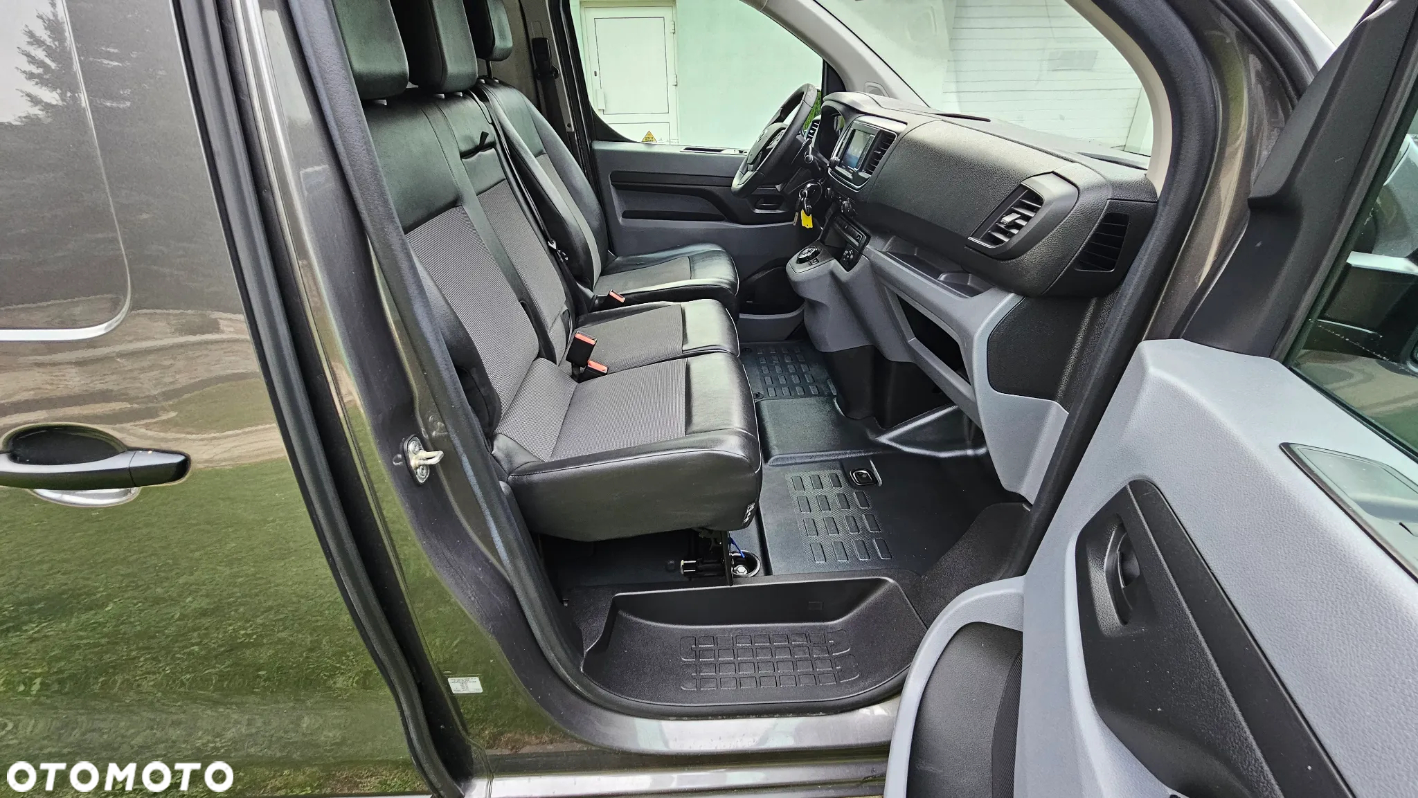 Toyota Proace 2,0D - 29
