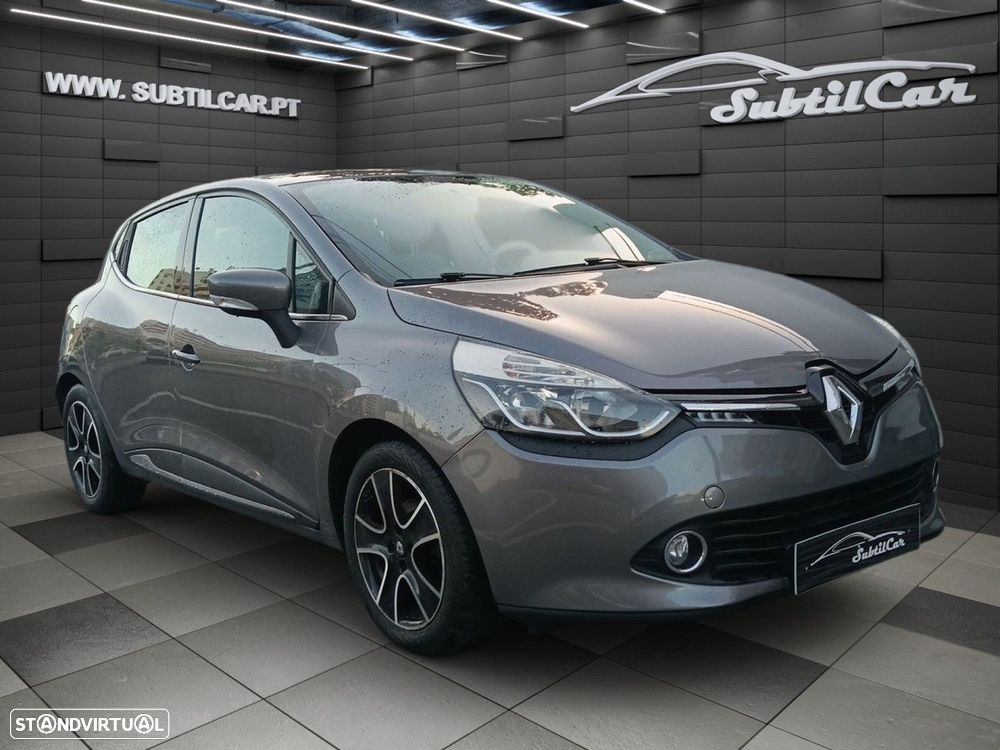 Renault Clio 1.5 dCi Dynamique S - 1