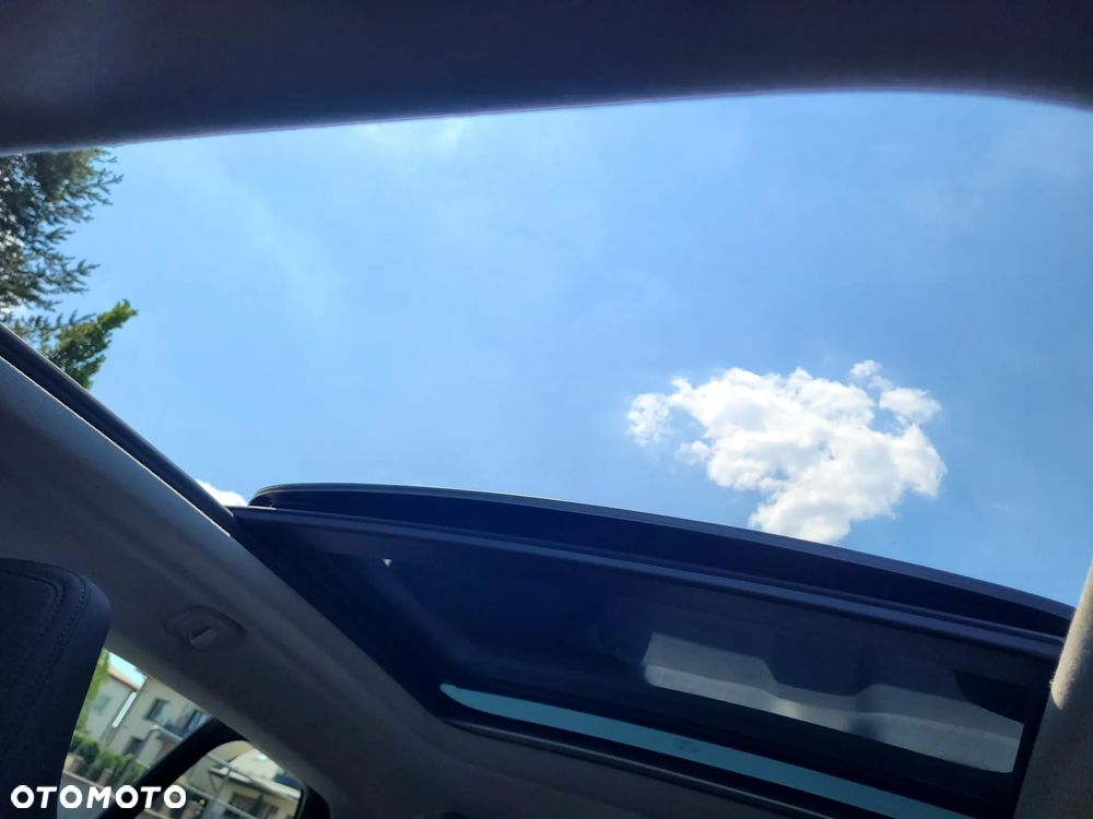 Volvo XC 40 T2 Momentum - 23