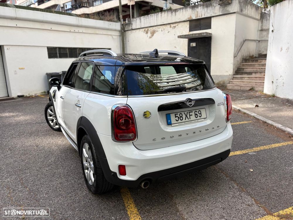MINI Countryman Cooper SE ALL4 Auto - 4