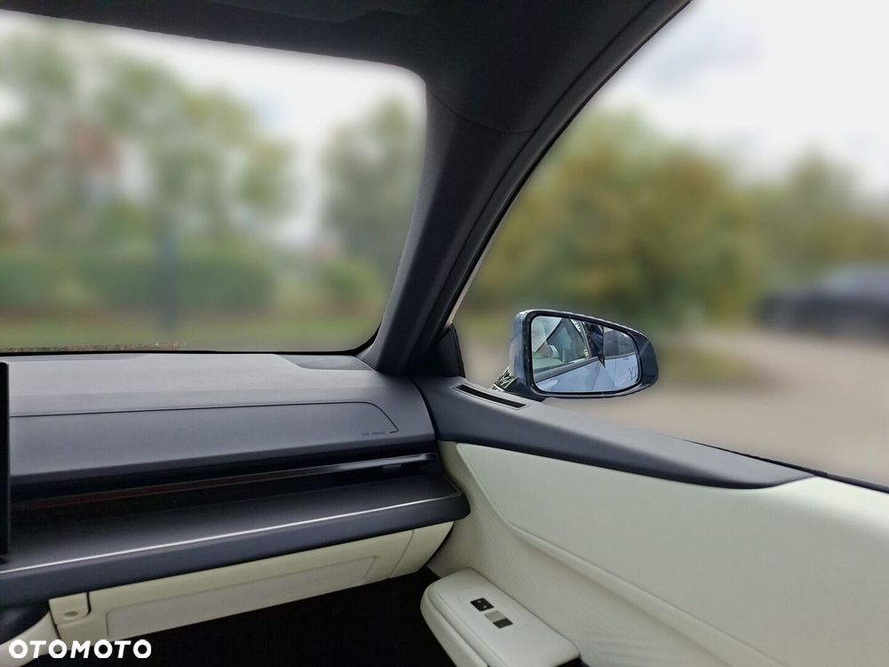 Lexus ES 500e Prestige AWD - 28