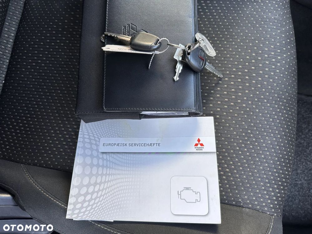 Mitsubishi ASX 1.6 Inform - 25