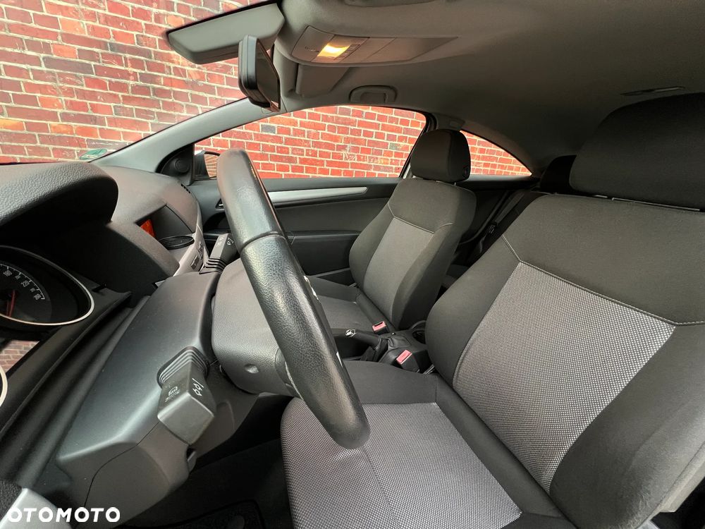 Opel Astra - 13
