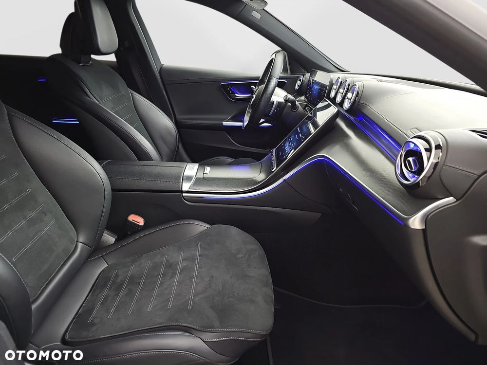 Mercedes-Benz Klasa C 300 de PHEV AMG - 29