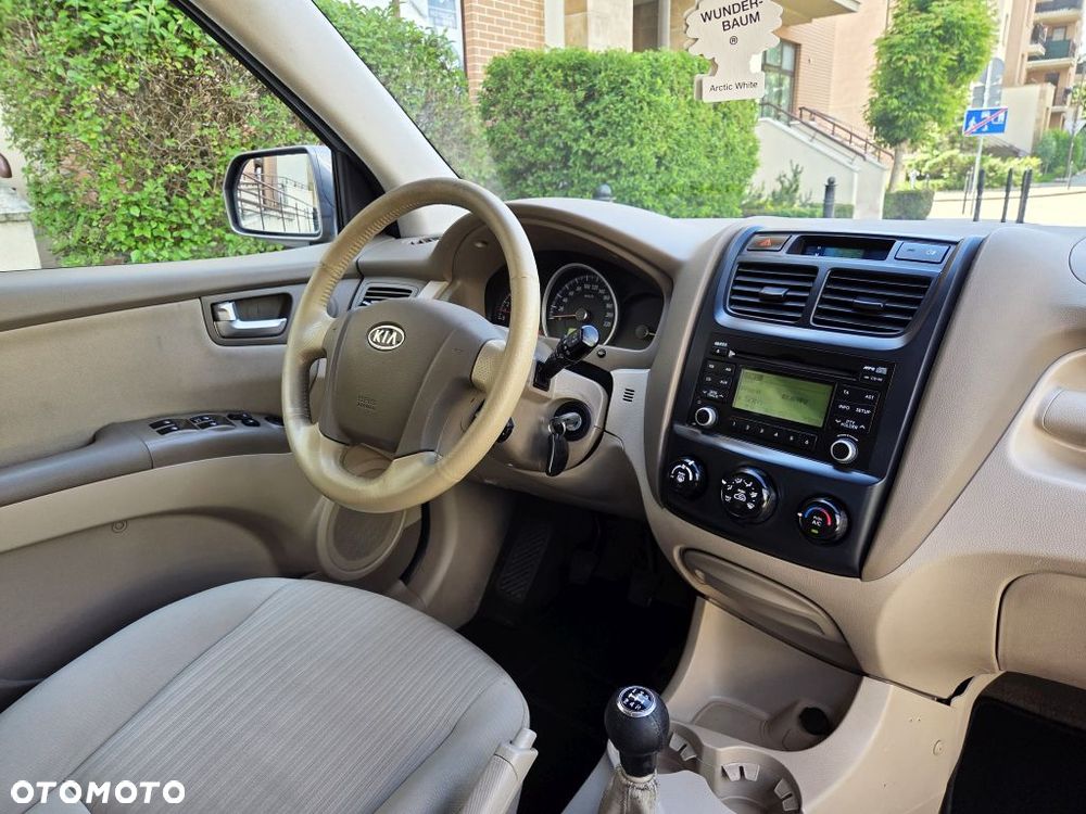 Kia Sportage 2.0 Expedition 2WD - 13