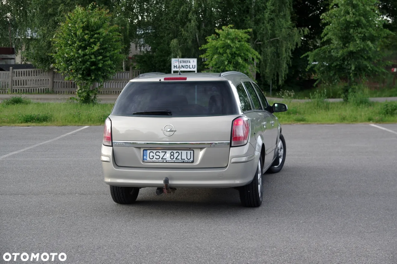 Opel Astra 1.6 Caravan Enjoy - 15