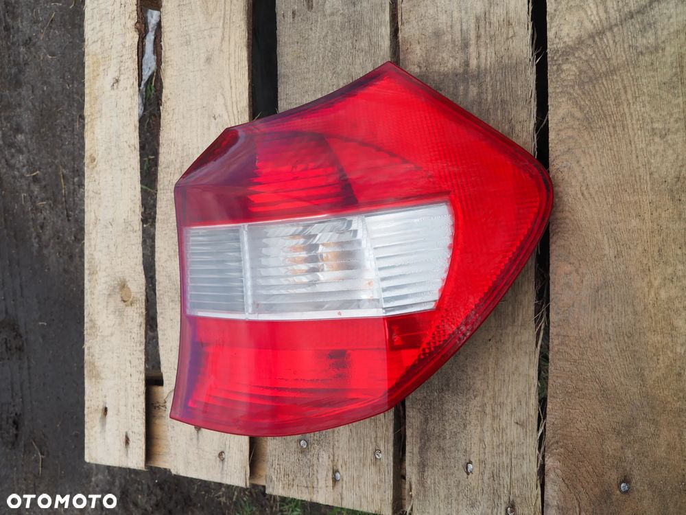Lampa tył tylna prawa BMW 1 E87 - 2