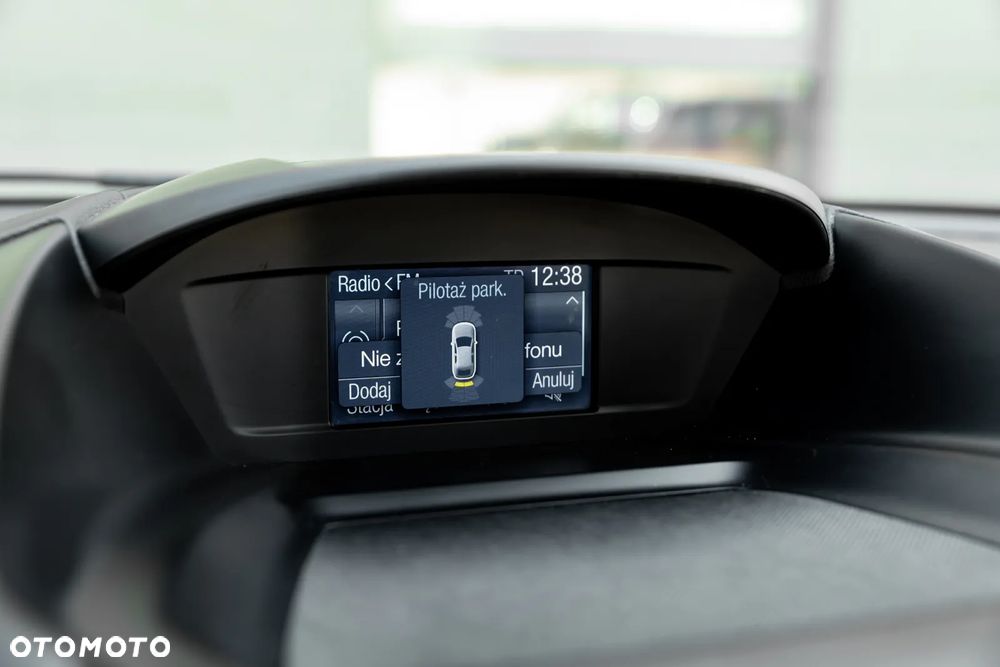 Ford Kuga 1.5 EcoBoost 2x4 Titanium - 30