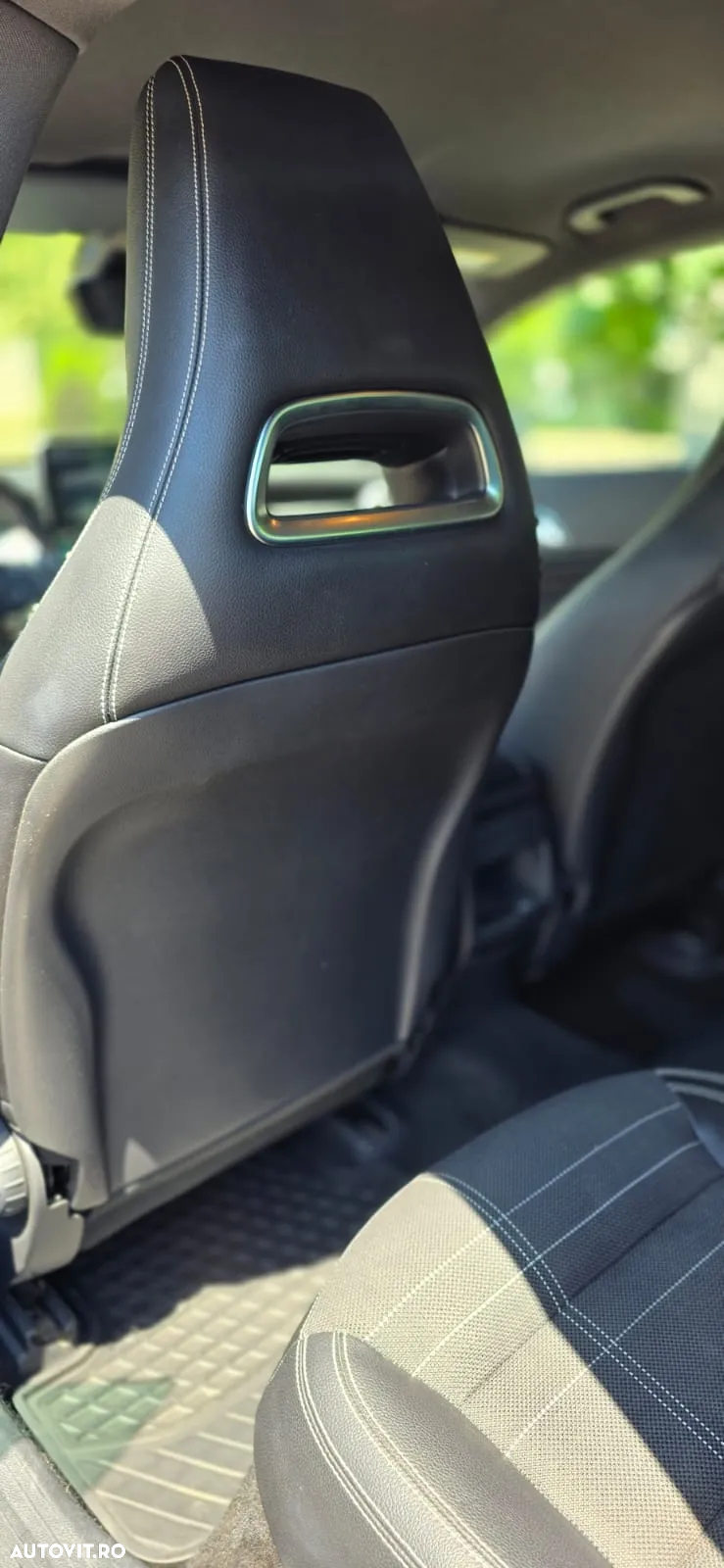 Mercedes-Benz CLA 180 7G-DCT - 9