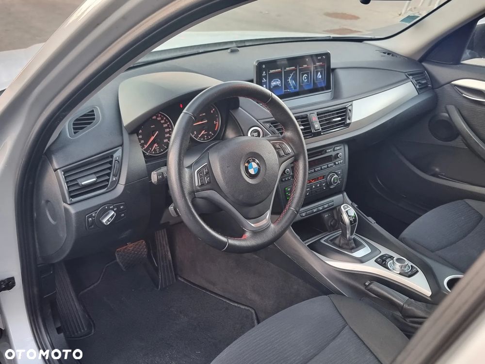 BMW X1 xDrive25d - 11
