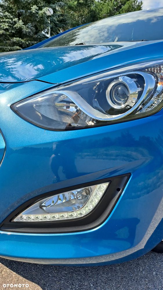 Hyundai i30 1.4 Intro Edition - 3