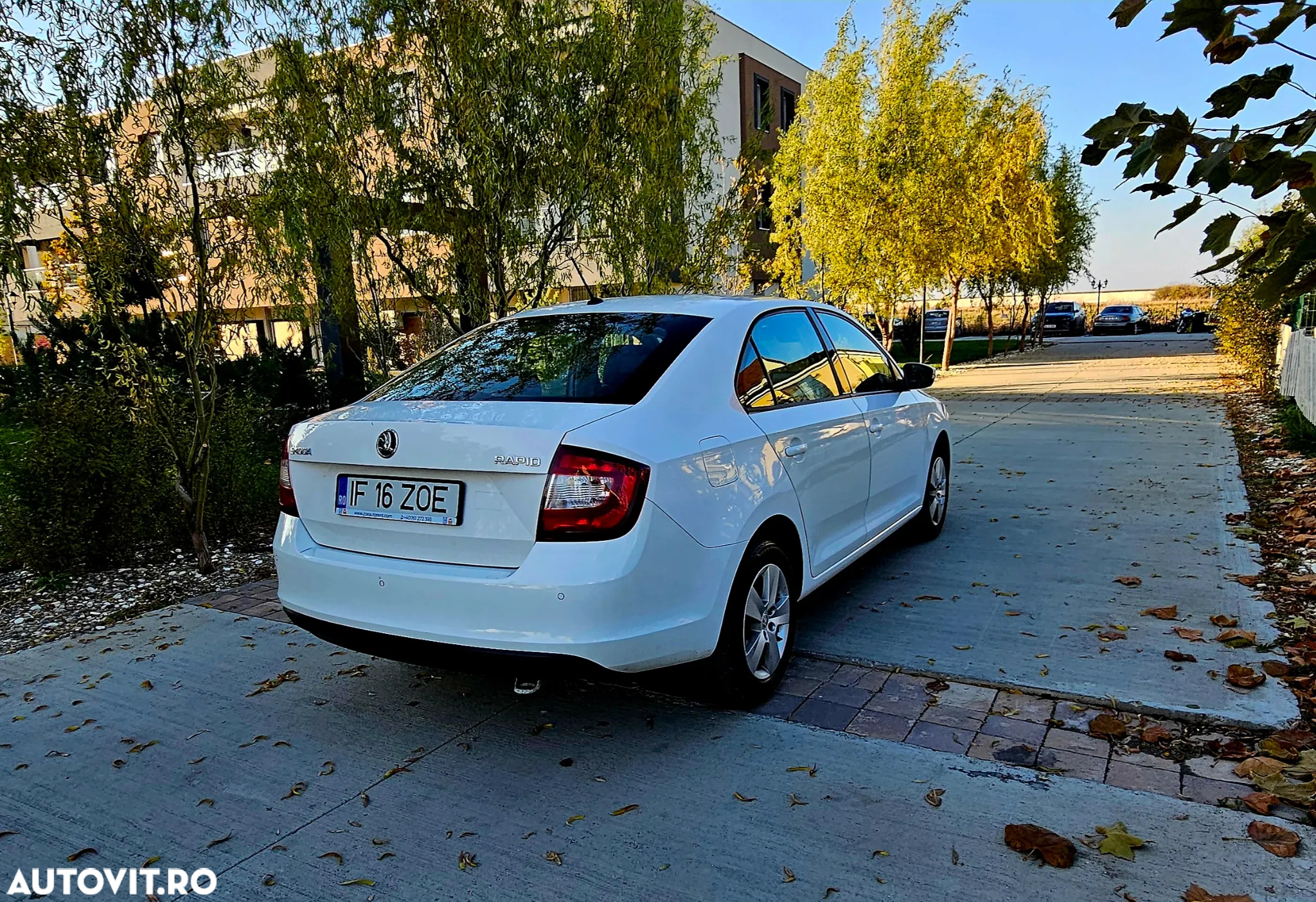 Skoda RAPID 1.0 TSI Ambition - 2