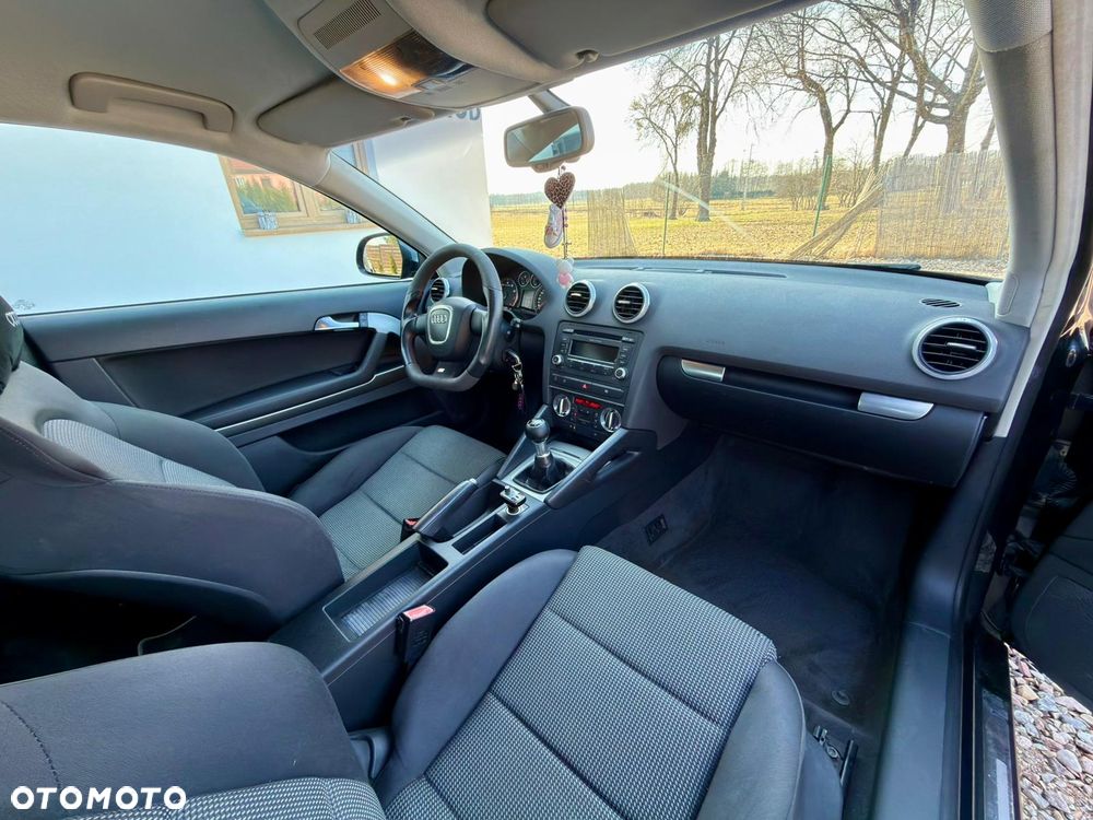 Audi A3 3-drzwiowe 1.4 TFSI Ambition - 8