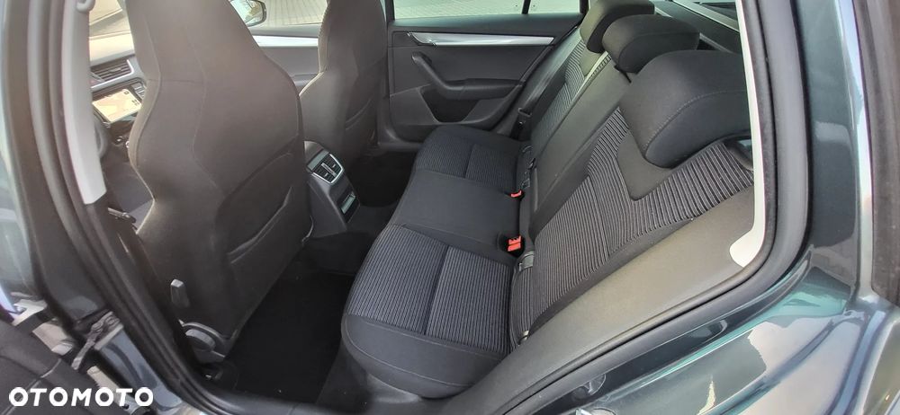 Skoda Octavia Combi 1.4 TSI Drive - 13