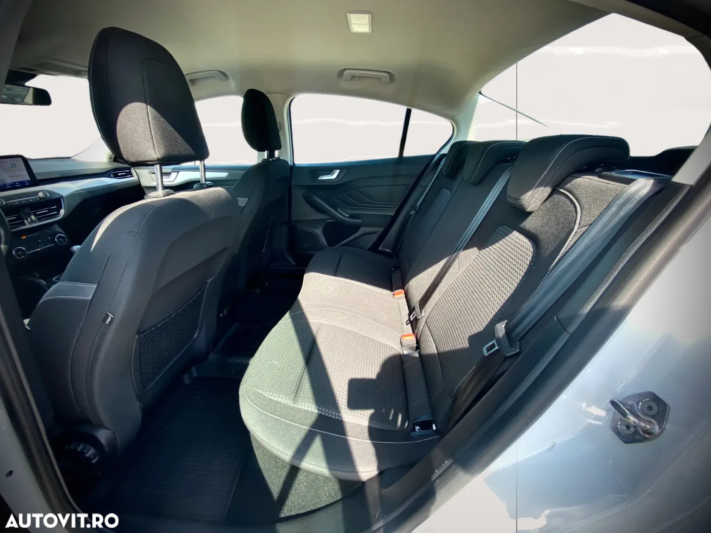 Ford Focus 1.5 EcoBlue Connected - 6