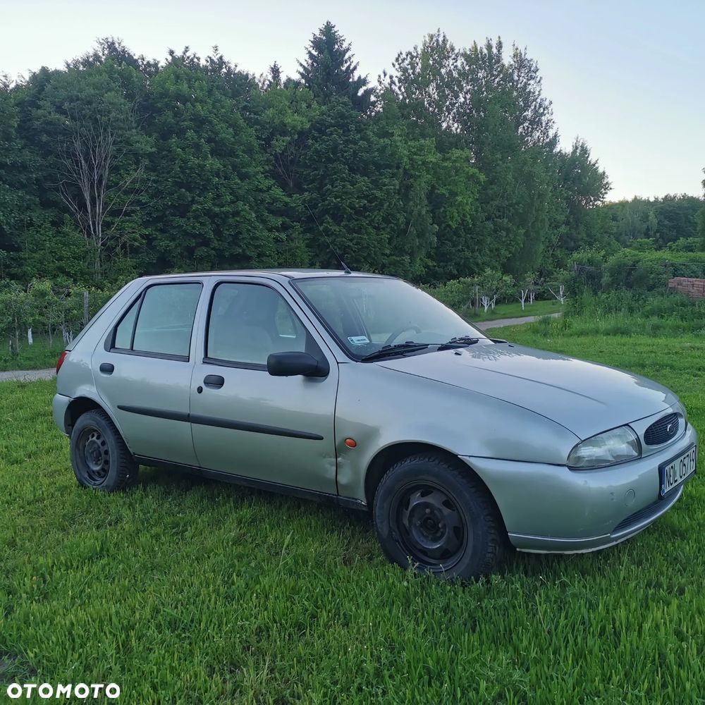Ford Fiesta - 3