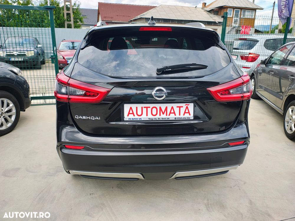 Nissan Qashqai 1.3 DIG-T DCT N-CONNECTA - 10