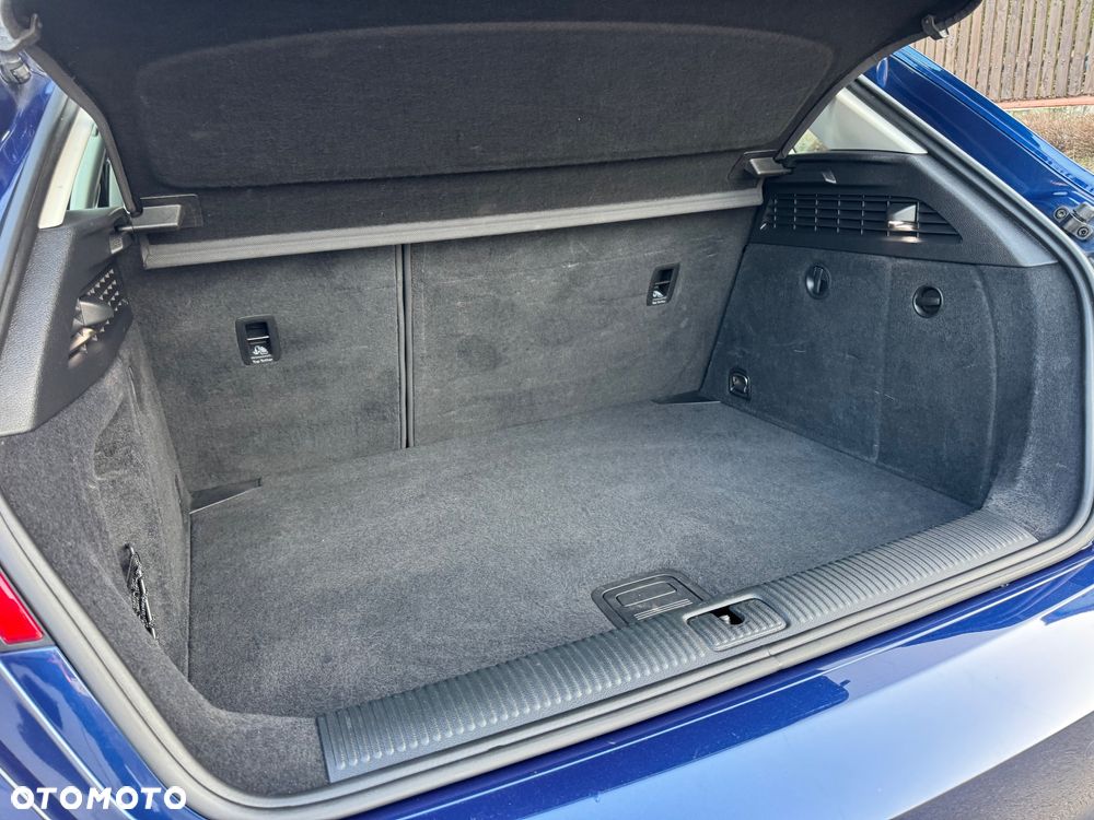 Audi A3 Sportback 1.6 TDI (clean diesel) S line Sportpaket - 22