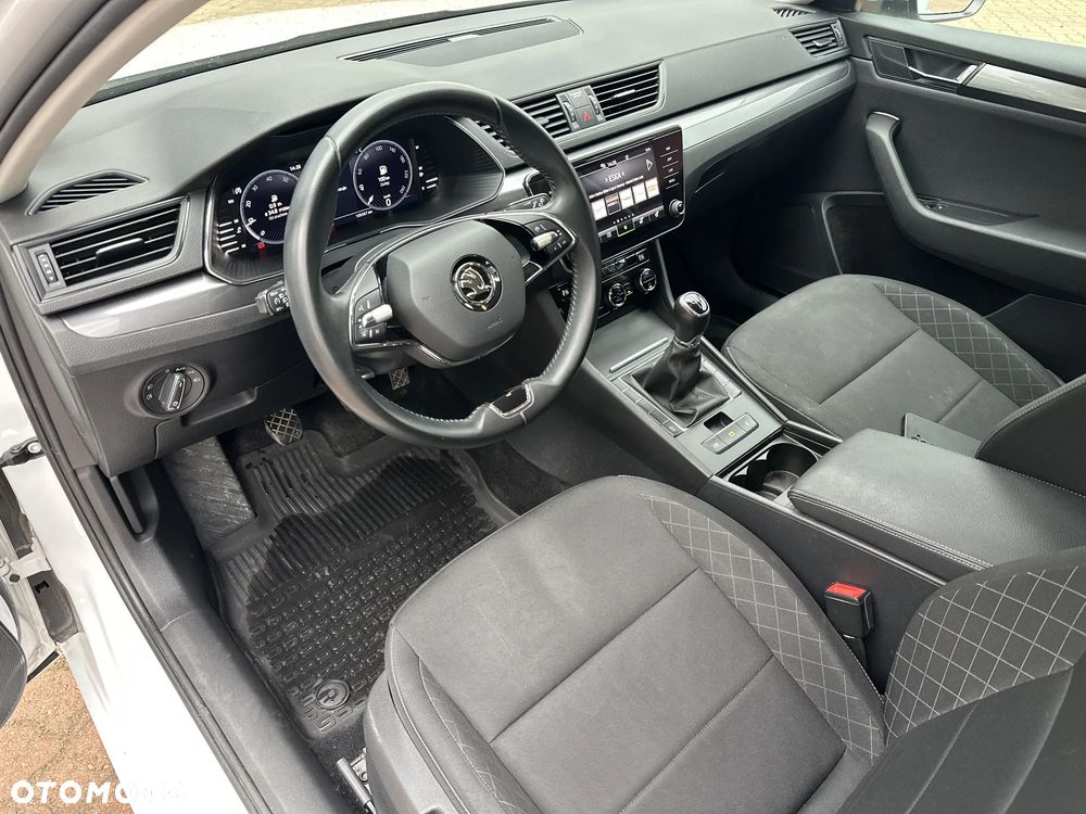 Skoda Superb 1.5 TSI Ambition - 10