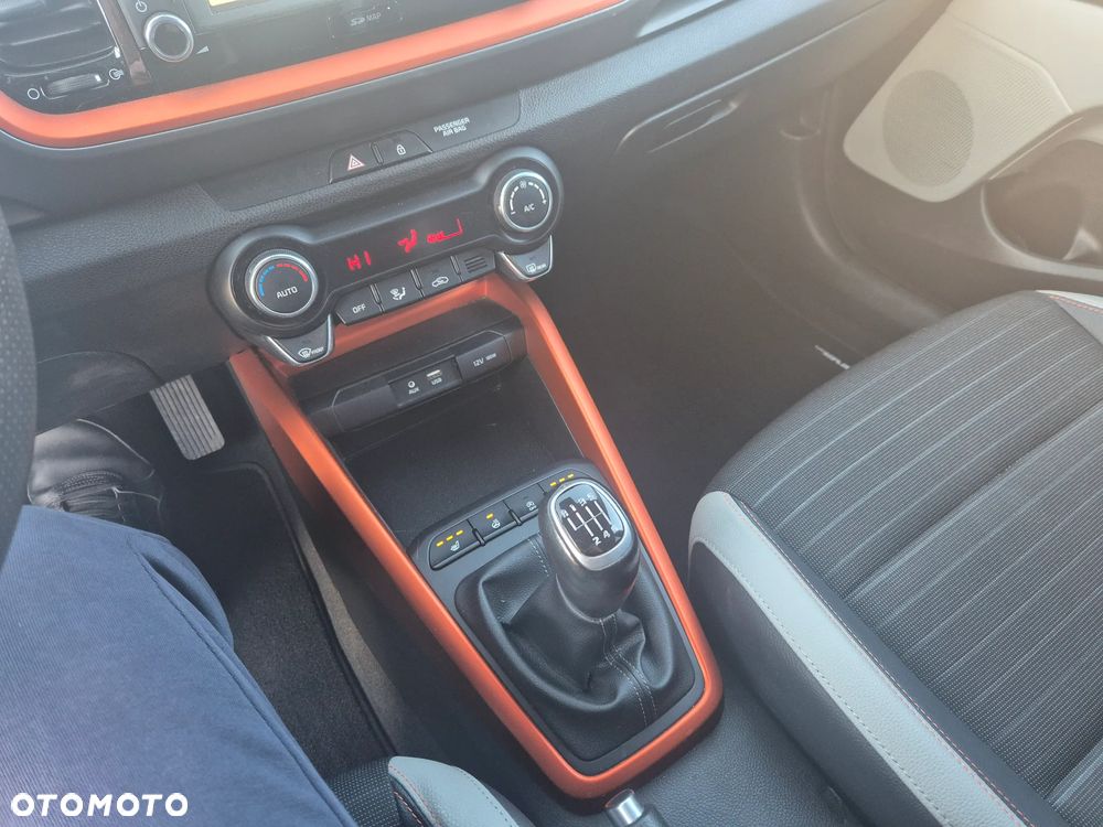 Kia Stonic 1.0 T-GDI 120 Platinum Edition - 28