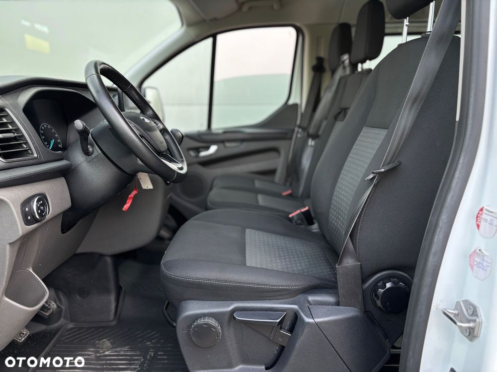 Ford Transit Custom 310 L2H1 Limited - 14