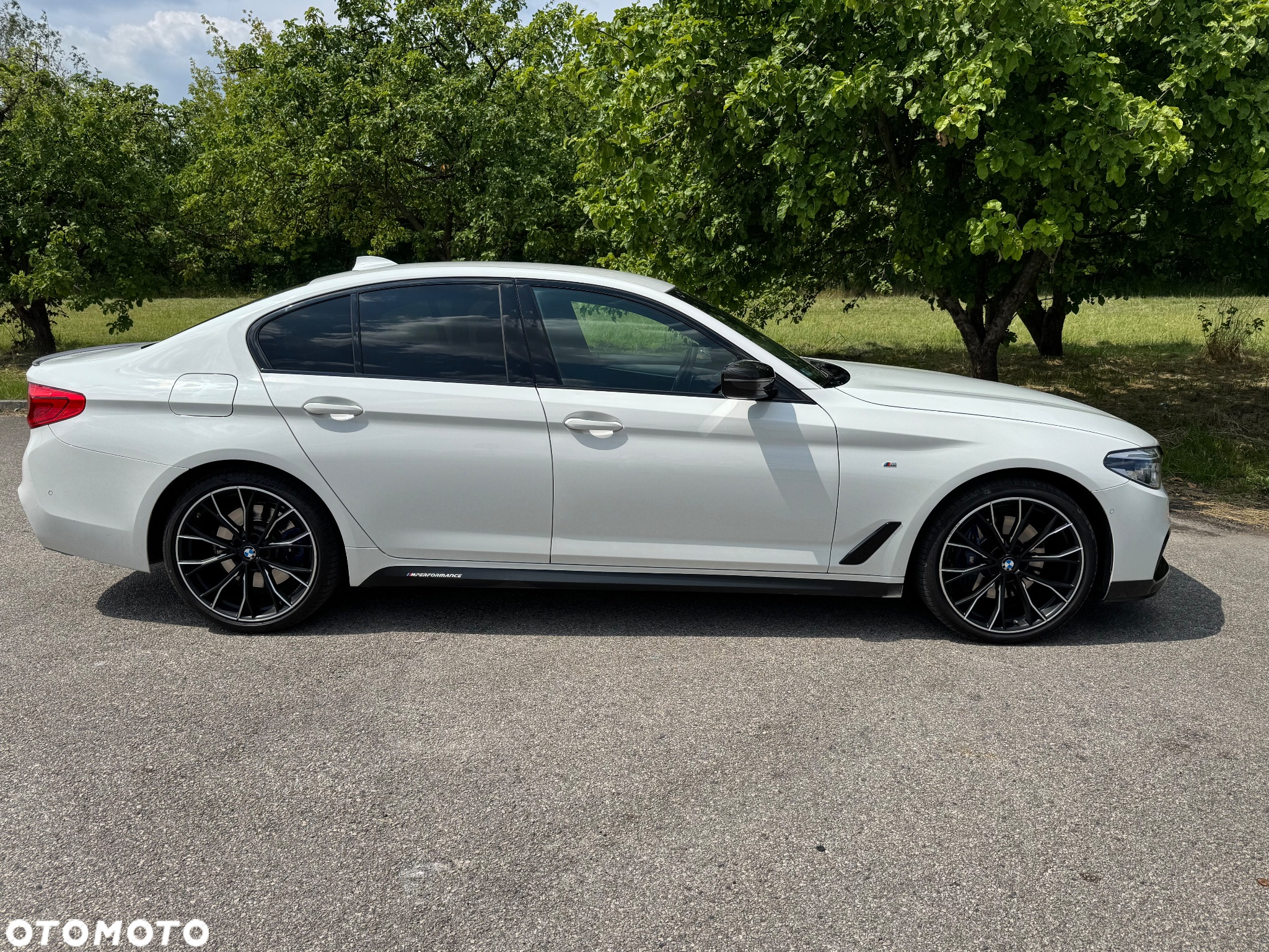 BMW Seria 5 530i GPF xDrive M Sport sport - 2