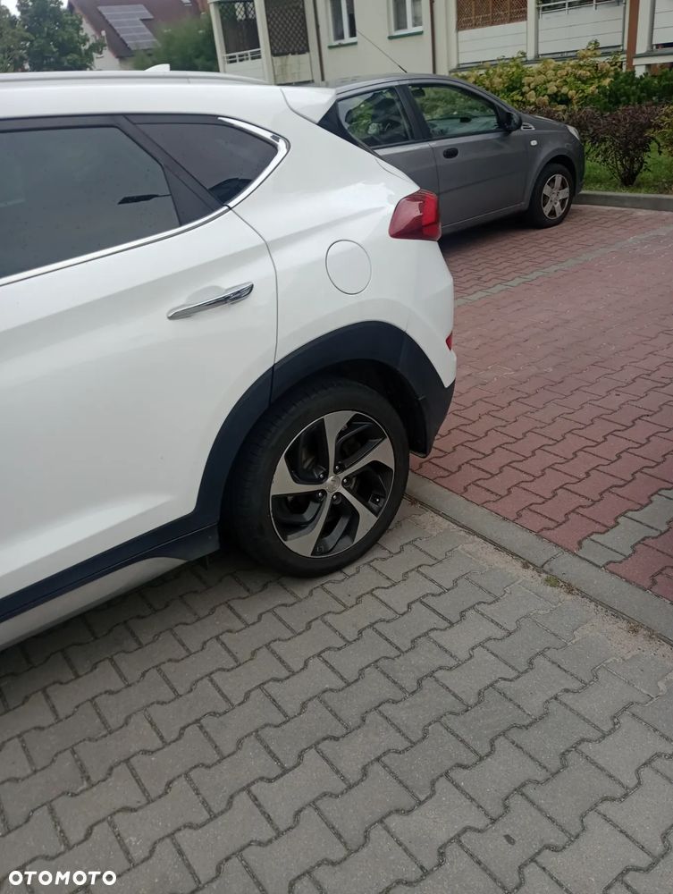 Hyundai Tucson 1.7 CRDI BlueDrive Style 2WD DCT - 6