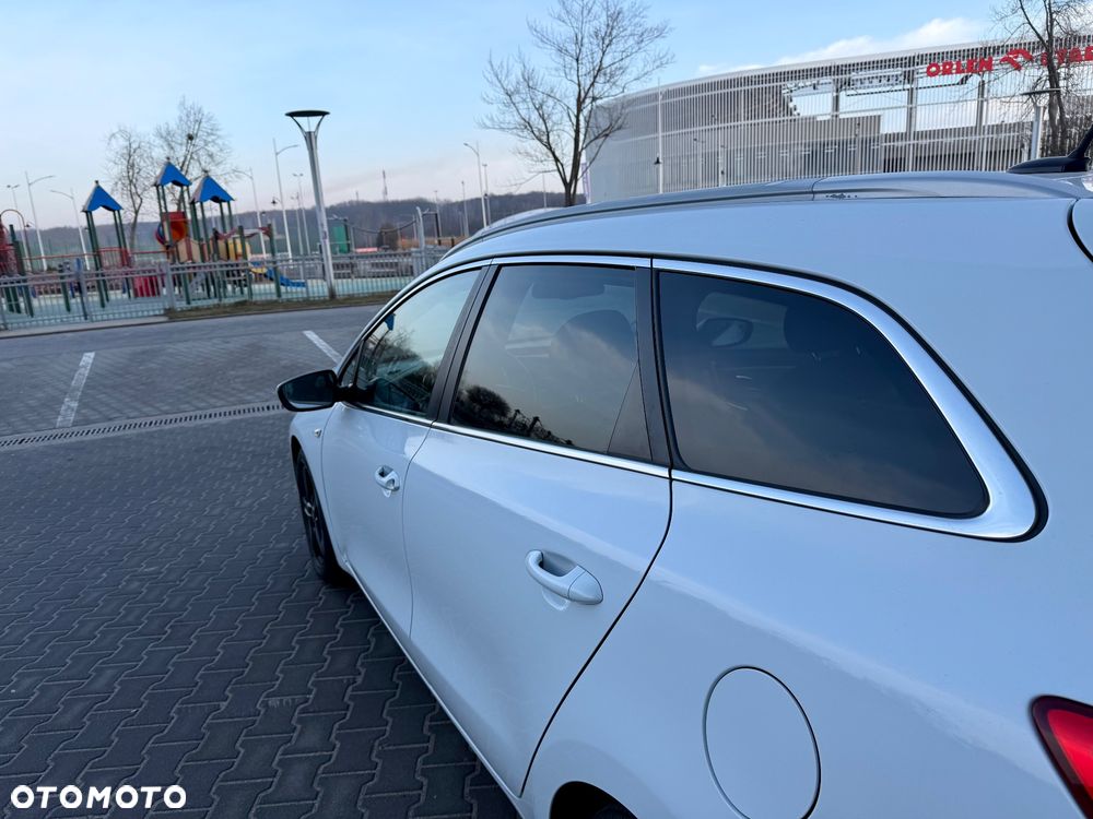 Kia Ceed - 16