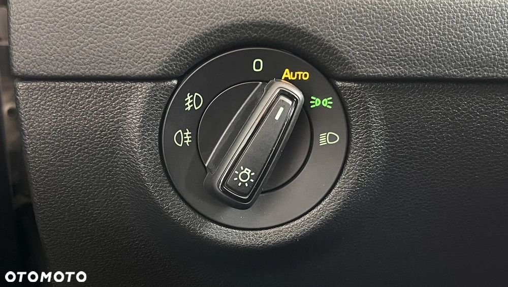 Skoda Octavia 1.5 TSI ACT Style DSG - 19