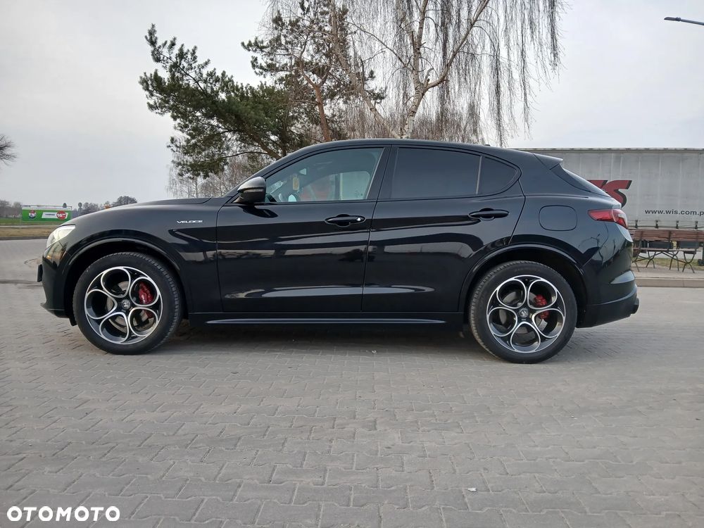 Alfa Romeo Stelvio 2.0 Turbo Veloce Q4 - 4