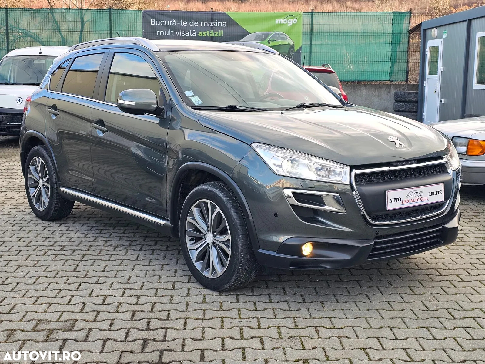 Peugeot 4008 - 2
