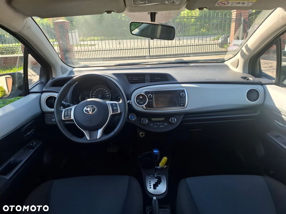 Toyota Yaris 1.5 VVT-i Comfort - 14