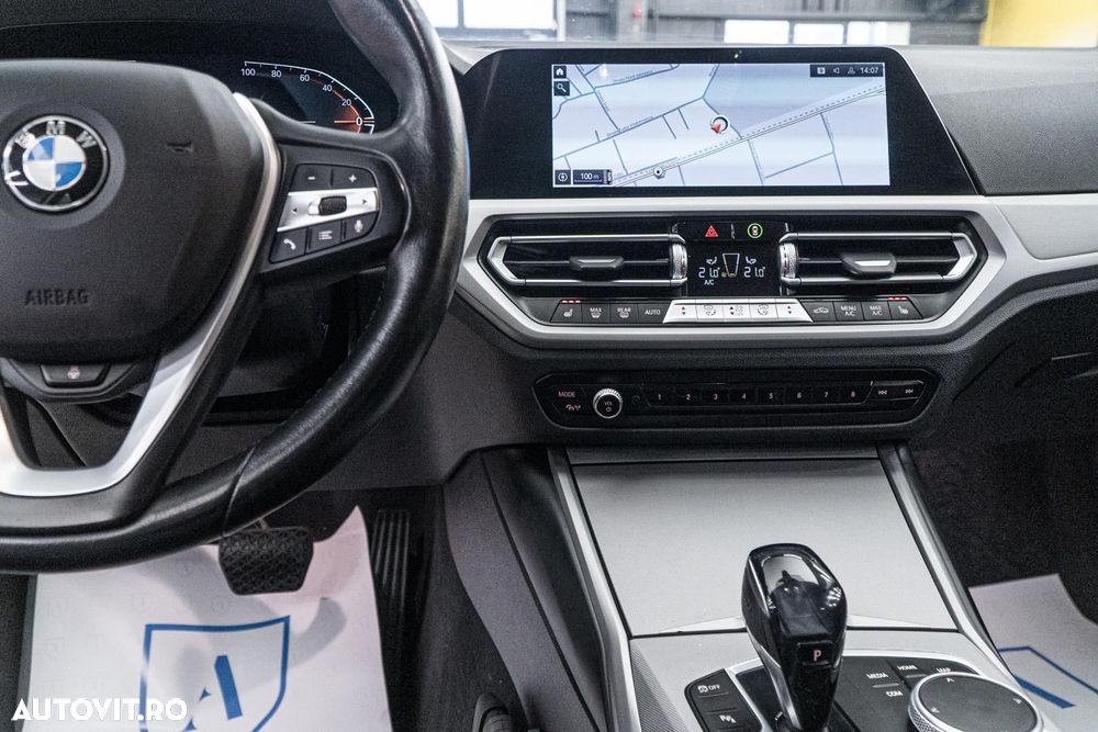 BMW Seria 3 316d Aut. Sport Line - 30