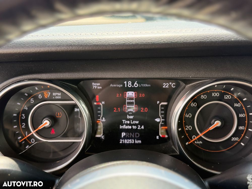 Jeep Wrangler Unlimited 3.6 Automatik Sahara - 13