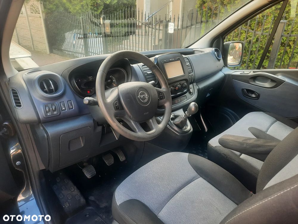 Opel Vivaro - 9