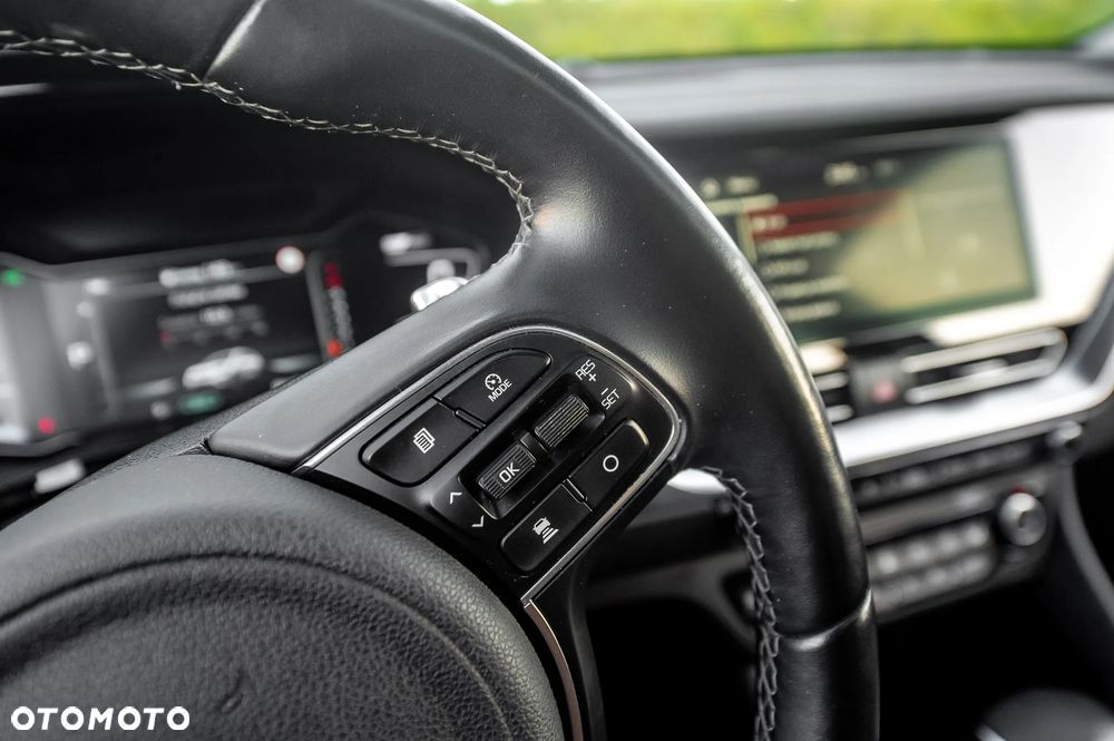 Kia Niro 1.6 GDI HEV 2WD OPF Edition 7 - 37