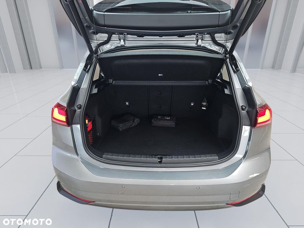 BMW Seria 2 218i - 20