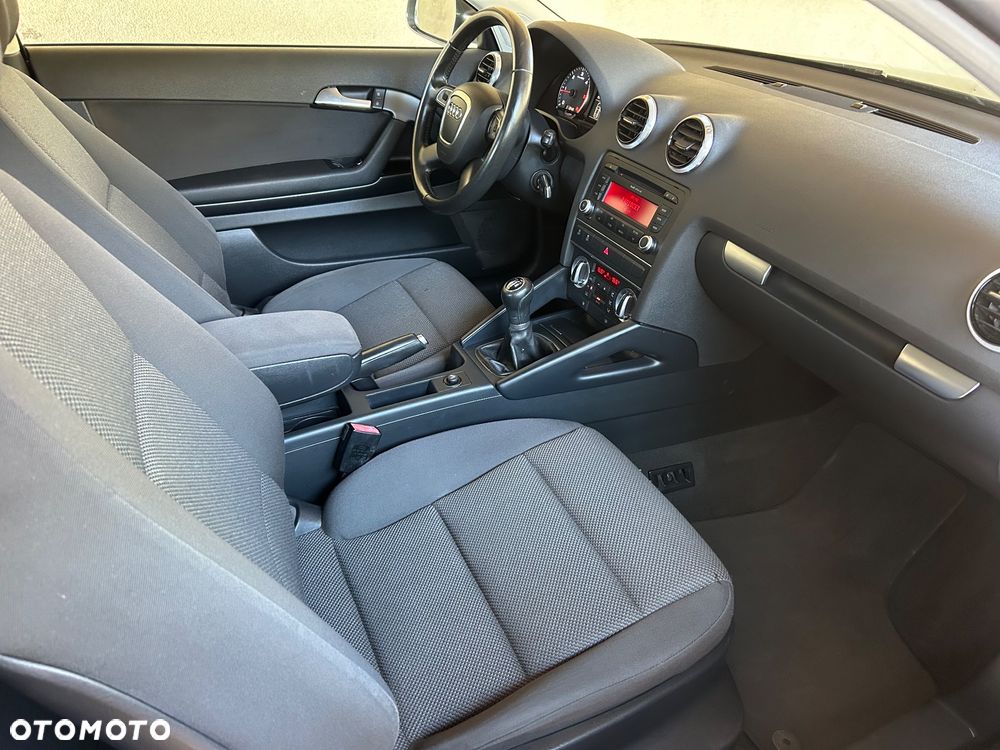 Audi A3 3-drzwiowe 1.6 TDI Attraction - 25