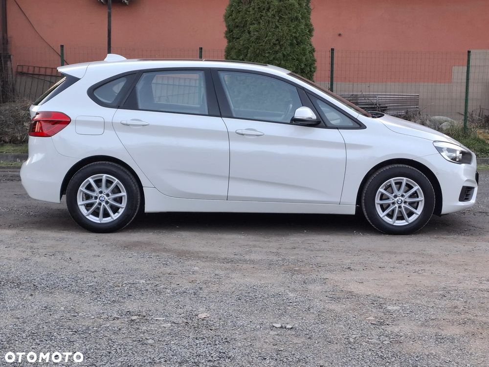 BMW Seria 2 218d xDrive Luxury Line - 31