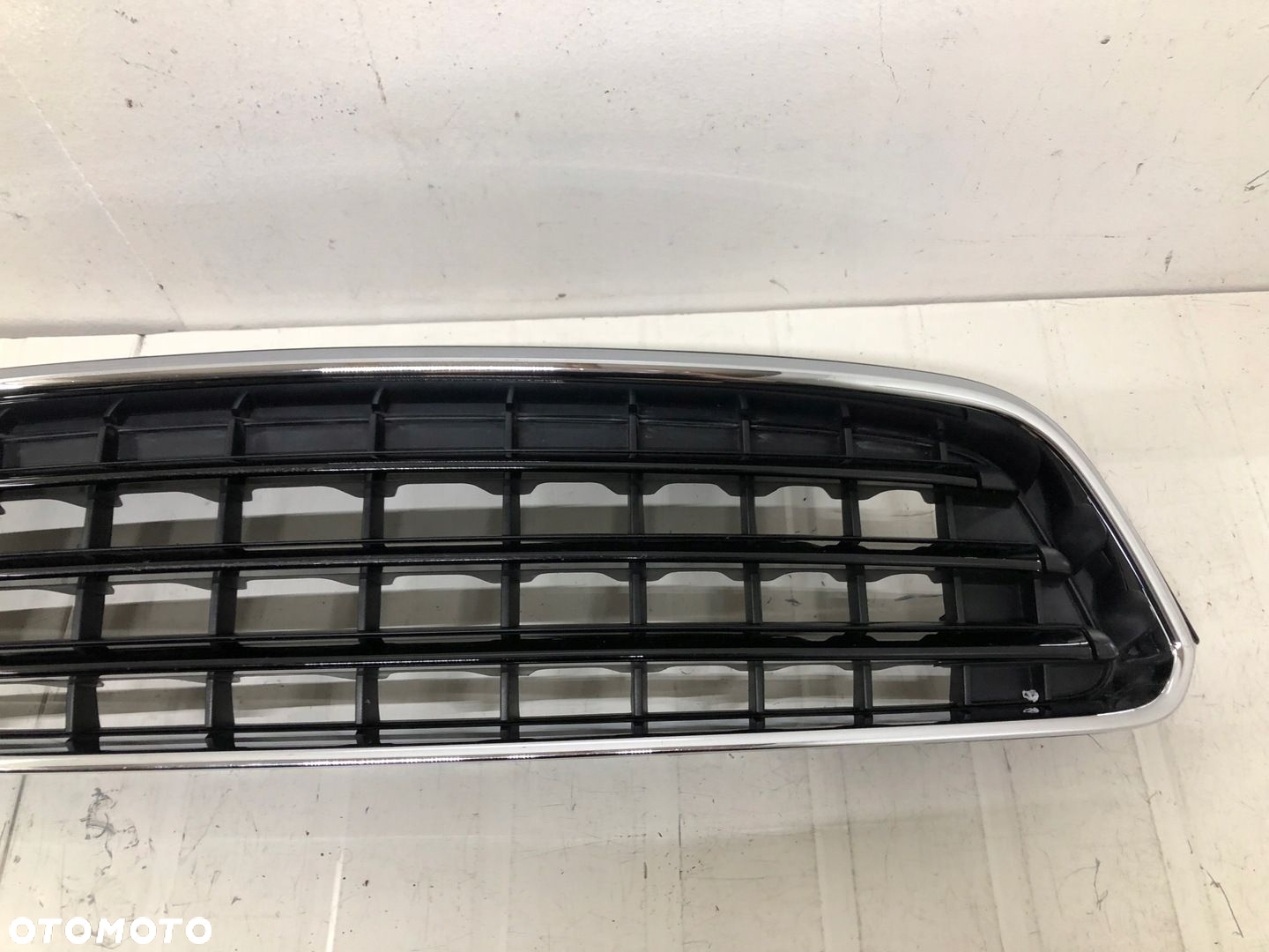 MINI COOPER COUNTRYMAN ON R60 11-13 GRILL ATRAPA - 3