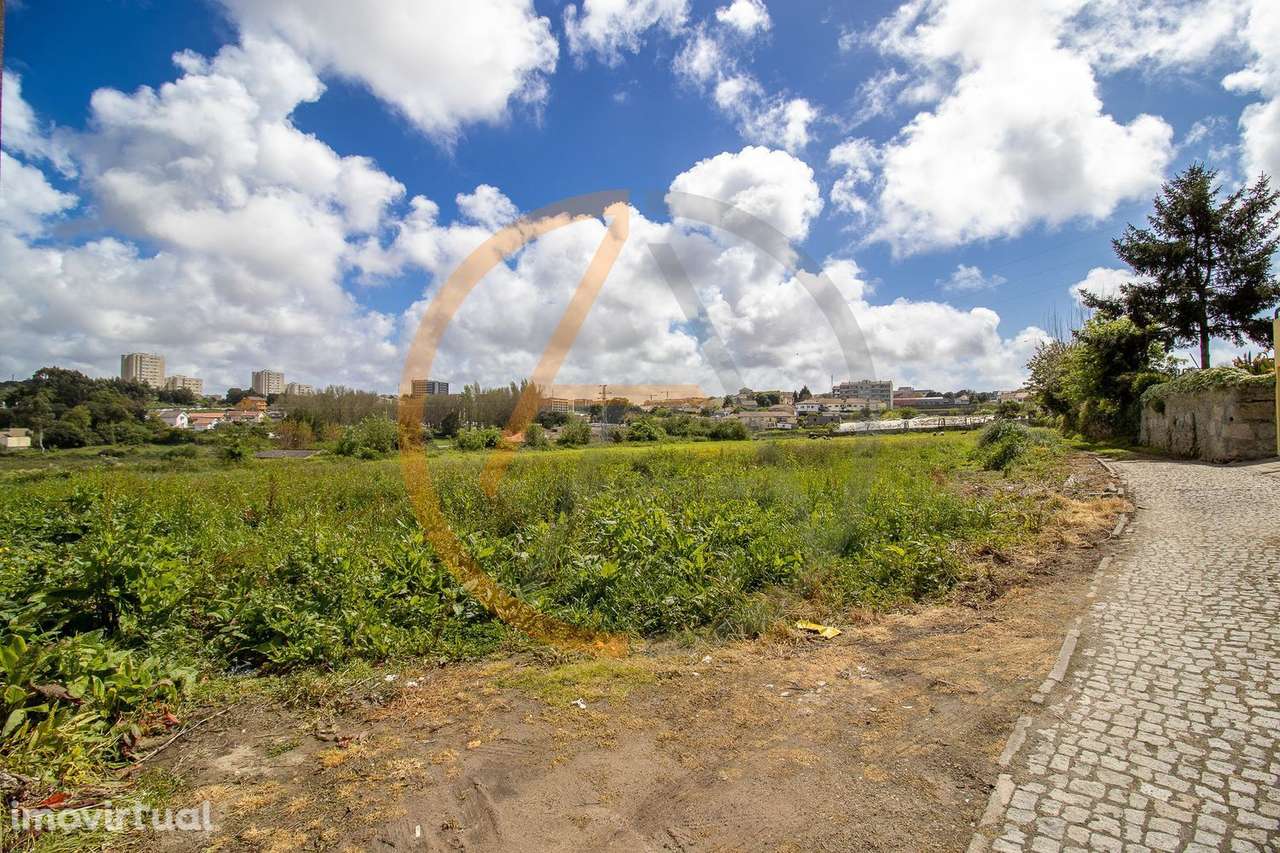 Terreno em São Mamede de Infesta e Senhora da Hora - Grande imagem: 2/19