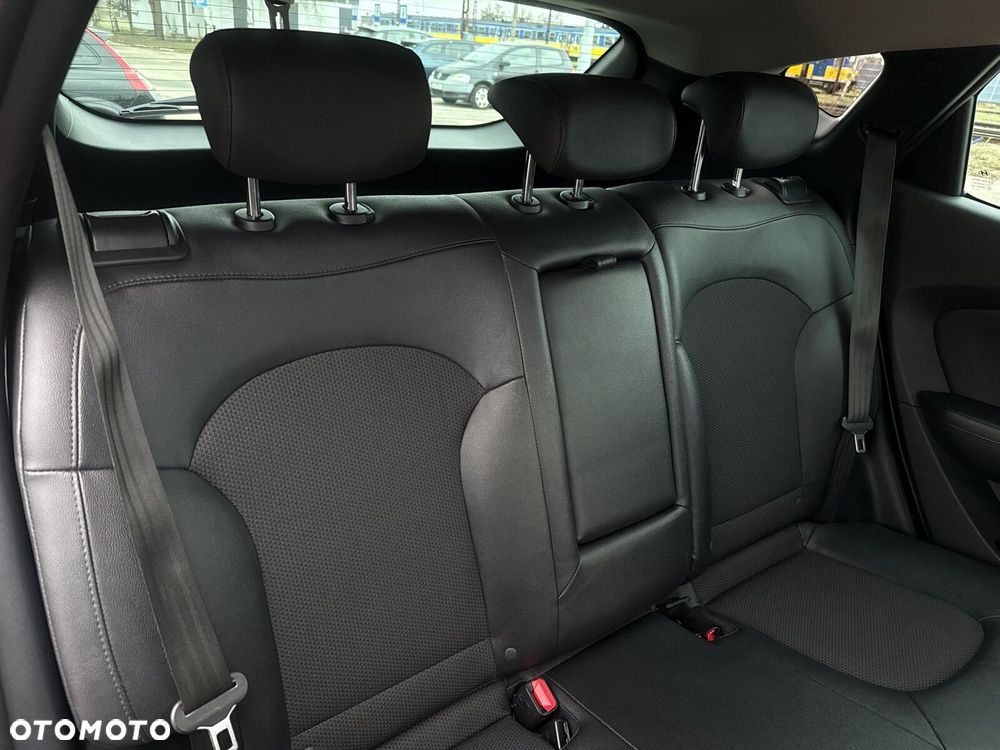 Hyundai ix35 2.0 CRDi Classic 2WD - 32