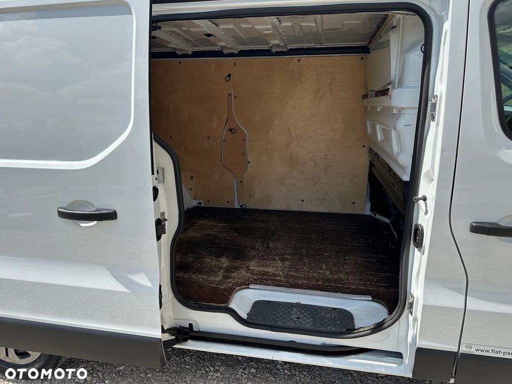 Renault Trafic - 15